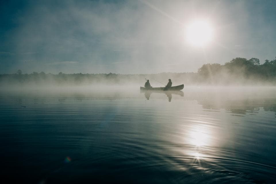 A calm morning on the lake